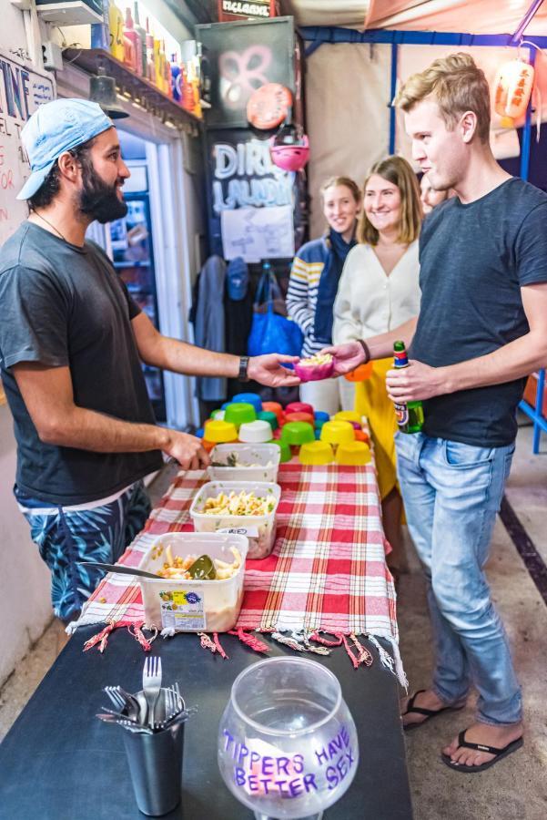 Florentine Backpackers Hostel - Ages 18-55 Tel Aviv Exterior foto